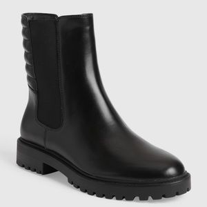 Chelsea Boots